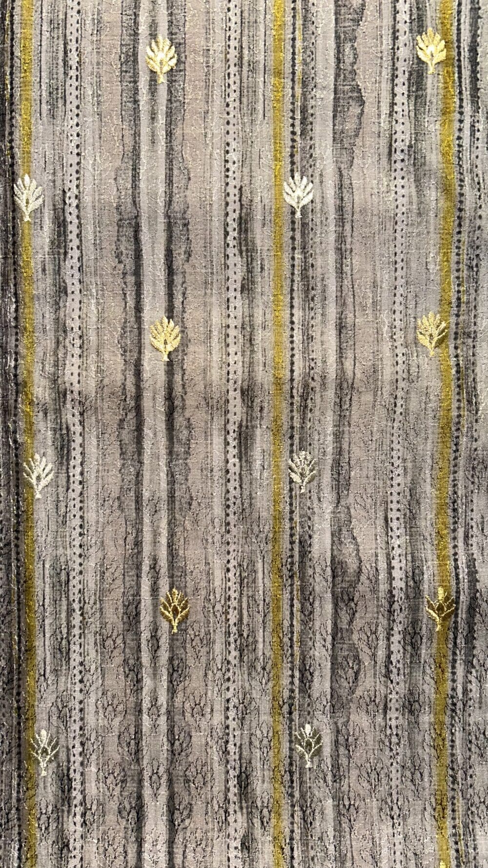 Silk Brocade Print Embroidery - Image 6