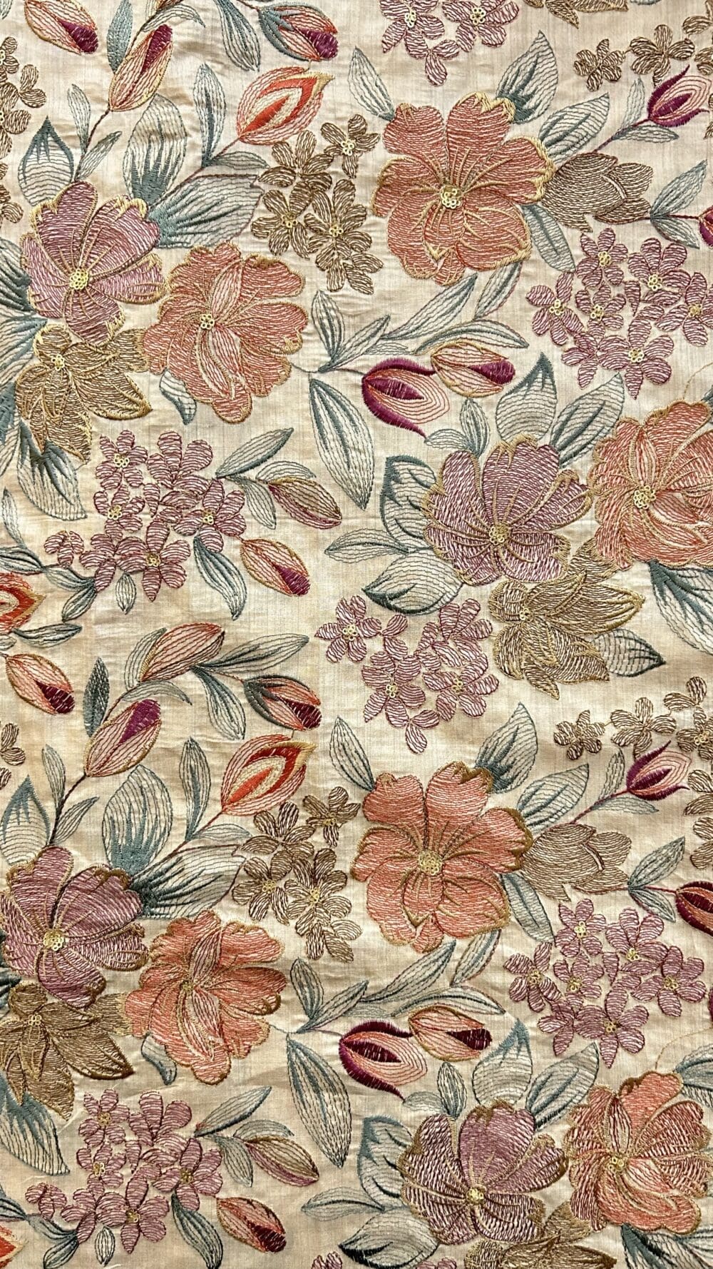 Munga Silk Embroidery - Image 4