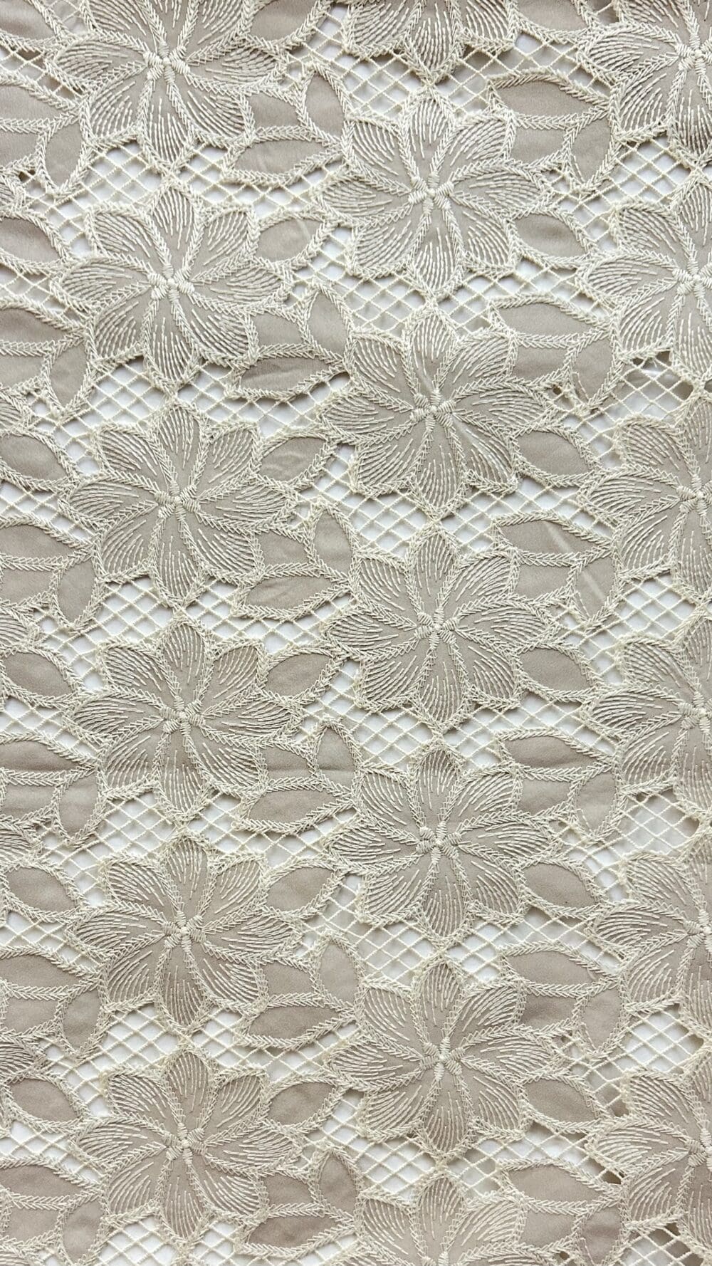 Crepe Embroidery - Image 2