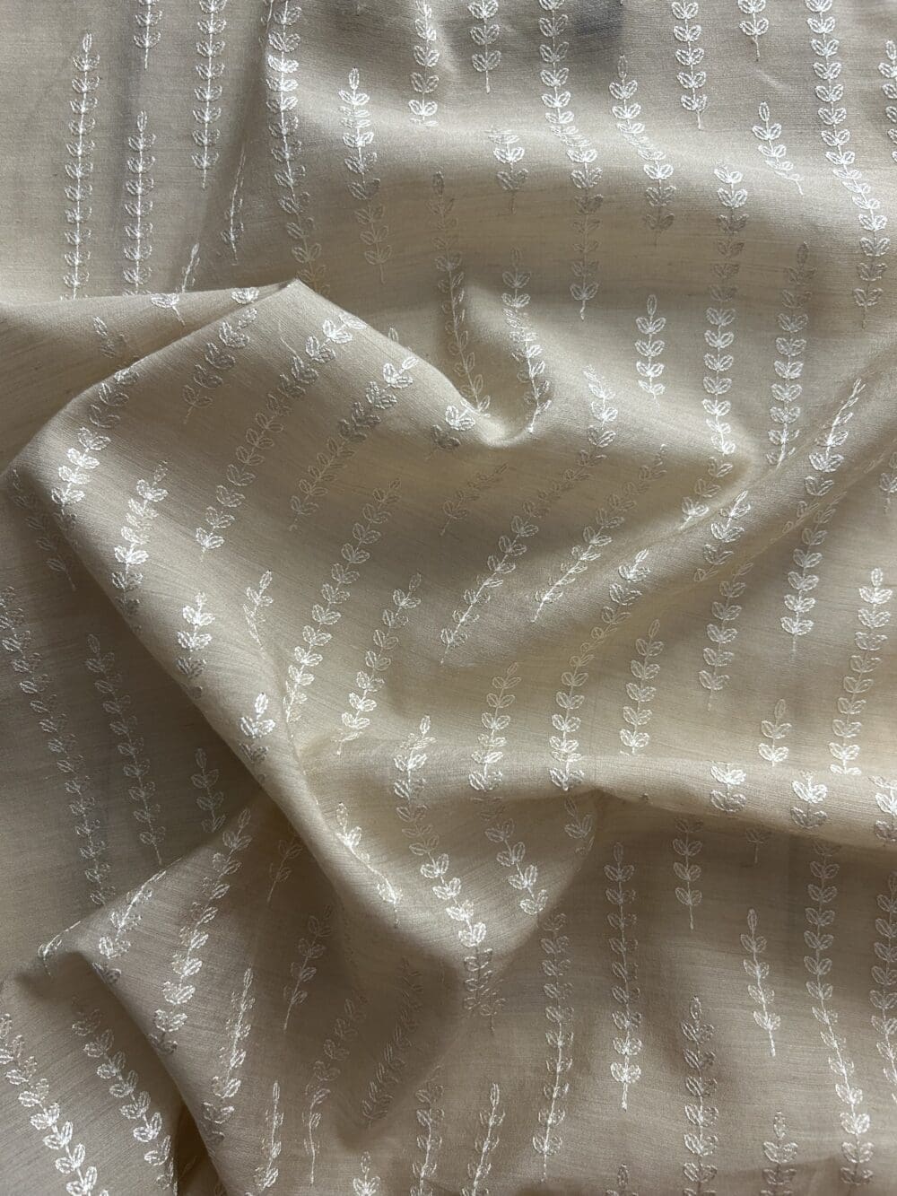 Silk Munga Embroidery - Image 3